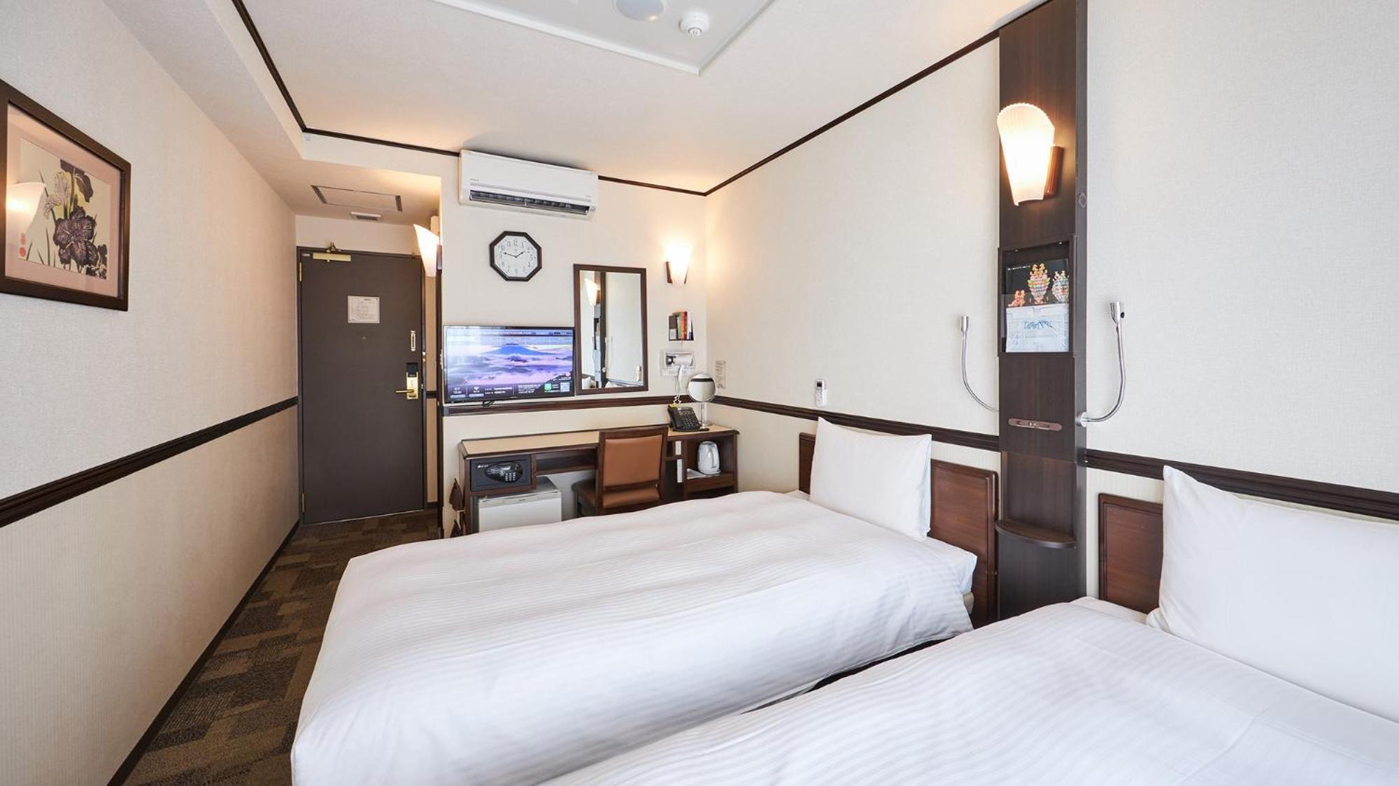 Toyoko Inn Kintetsu Yokkaichi Eki Kita Guchi Quarto foto