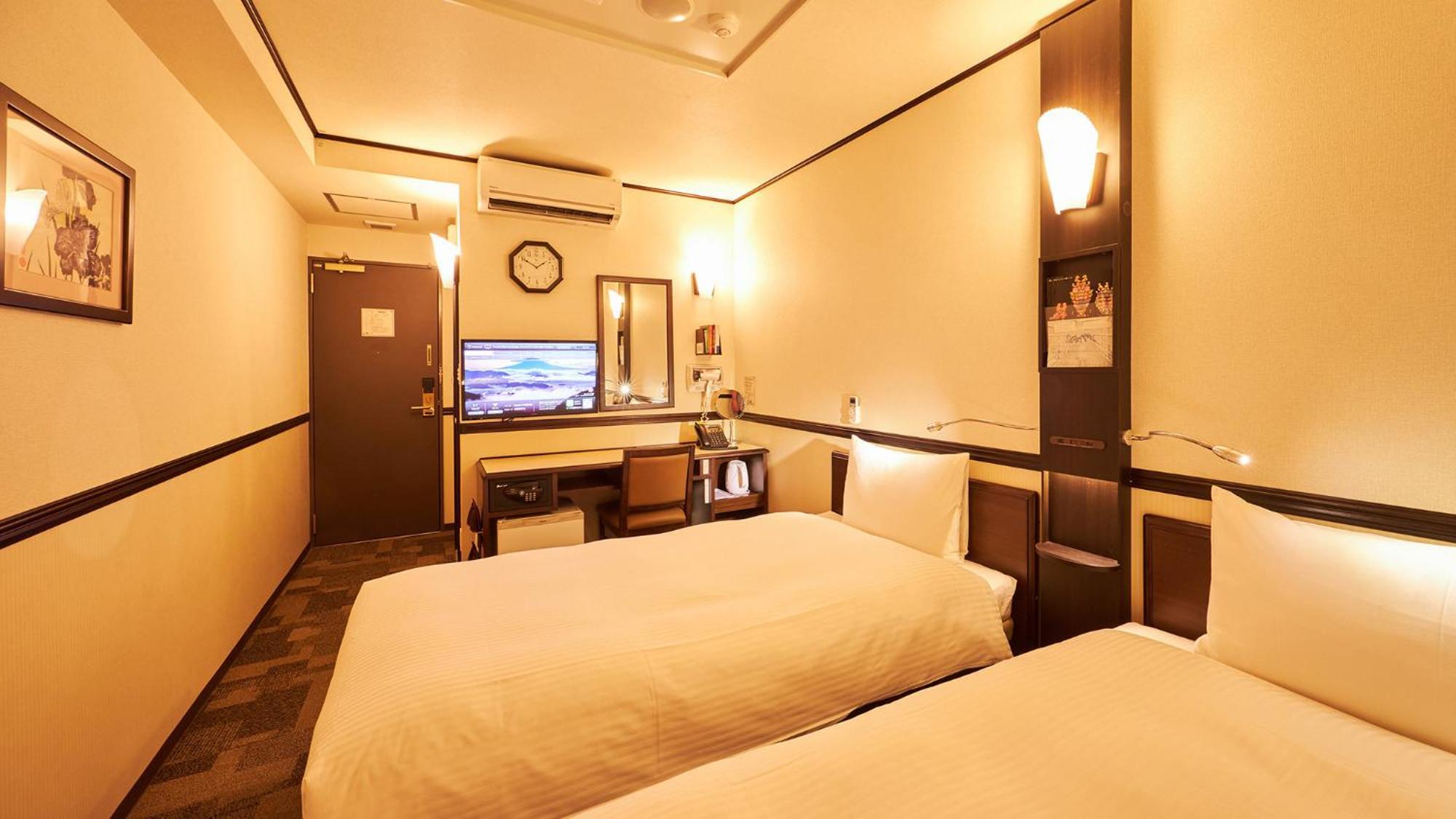 Toyoko Inn Kintetsu Yokkaichi Eki Kita Guchi Quarto foto
