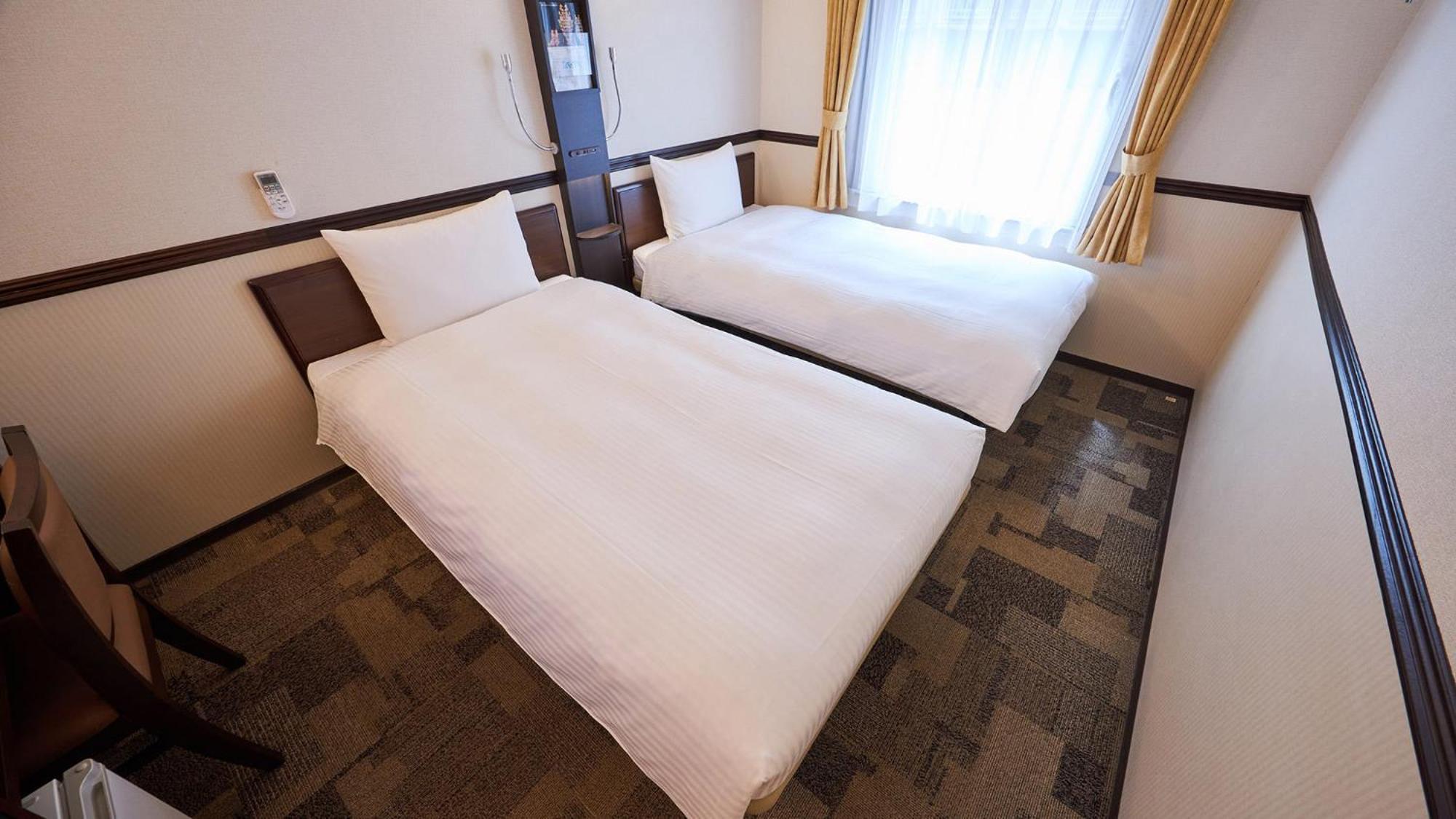 Toyoko Inn Kintetsu Yokkaichi Eki Kita Guchi Quarto foto