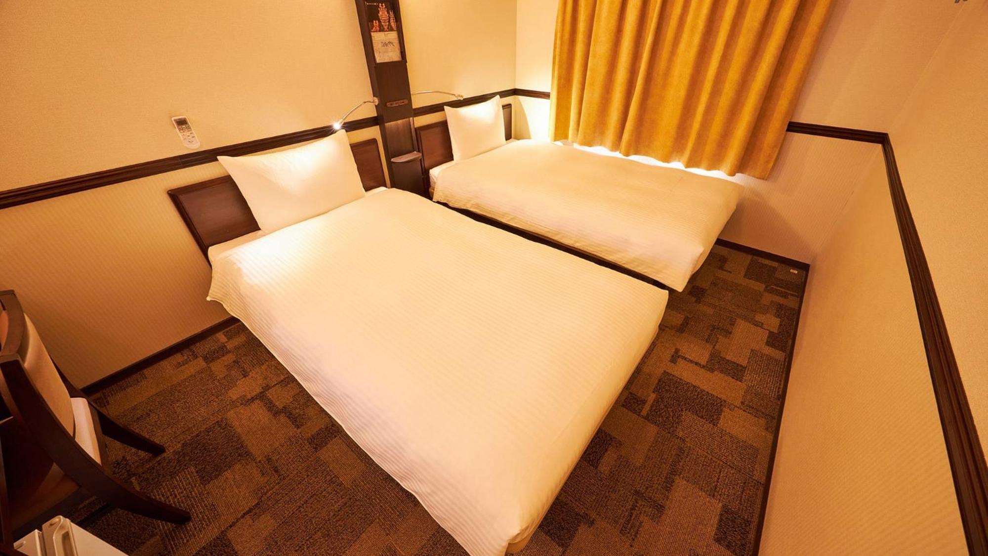 Toyoko Inn Kintetsu Yokkaichi Eki Kita Guchi Quarto foto